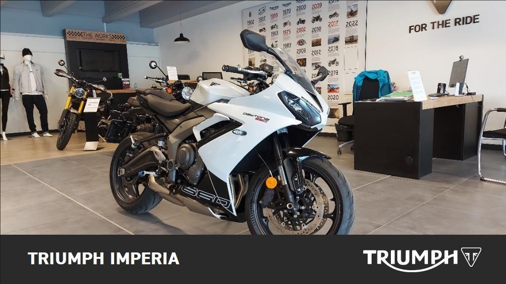 TRIUMPH Daytona 660 Abs