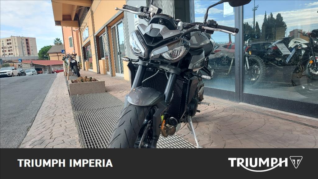 TRIUMPH Street Triple 765 R