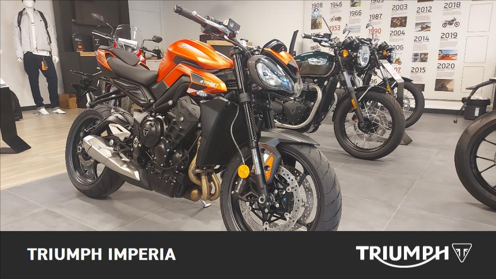 TRIUMPH Street Triple 765 R